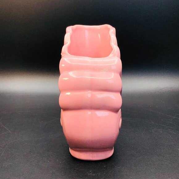 USA Pottery Dusty Rose Nautilus Shell Bud Vase Tropical Coastal Golden Girls - Picture 2 of 12